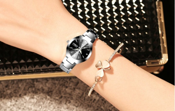 Leisure Fashion Quartz Dual Calendar Night Light Watch
