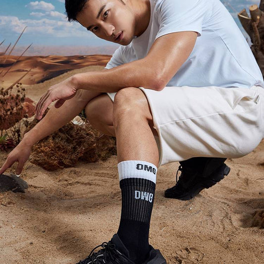 Autumn and winter men's mid-length socks