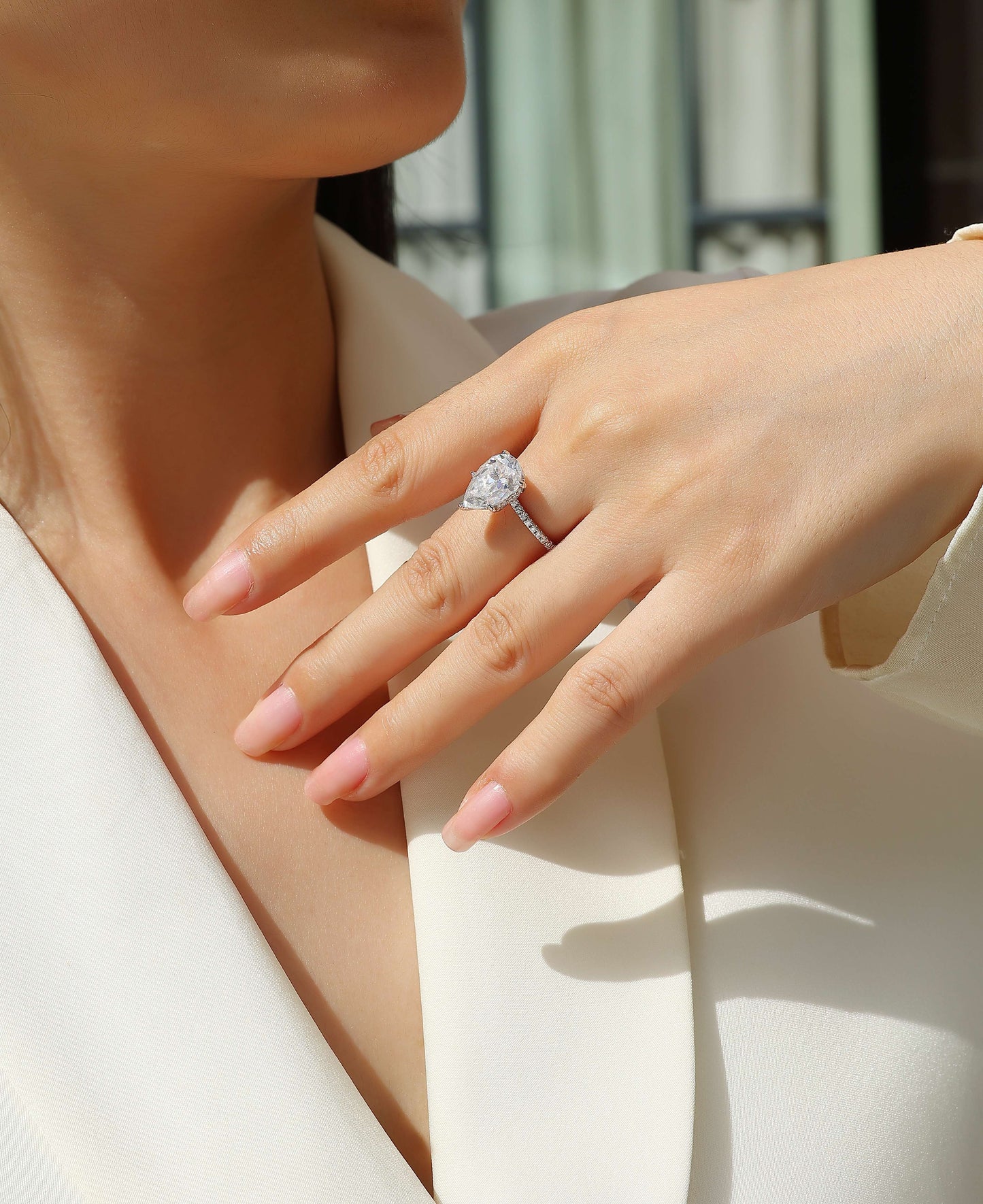 Light And Shadow - A Wedding Ring Set With Top-quality Pear-shaped Moissanite S925 In Silver And Platinum-plated. The Ring Can Be Inspected With A Diamond Pen