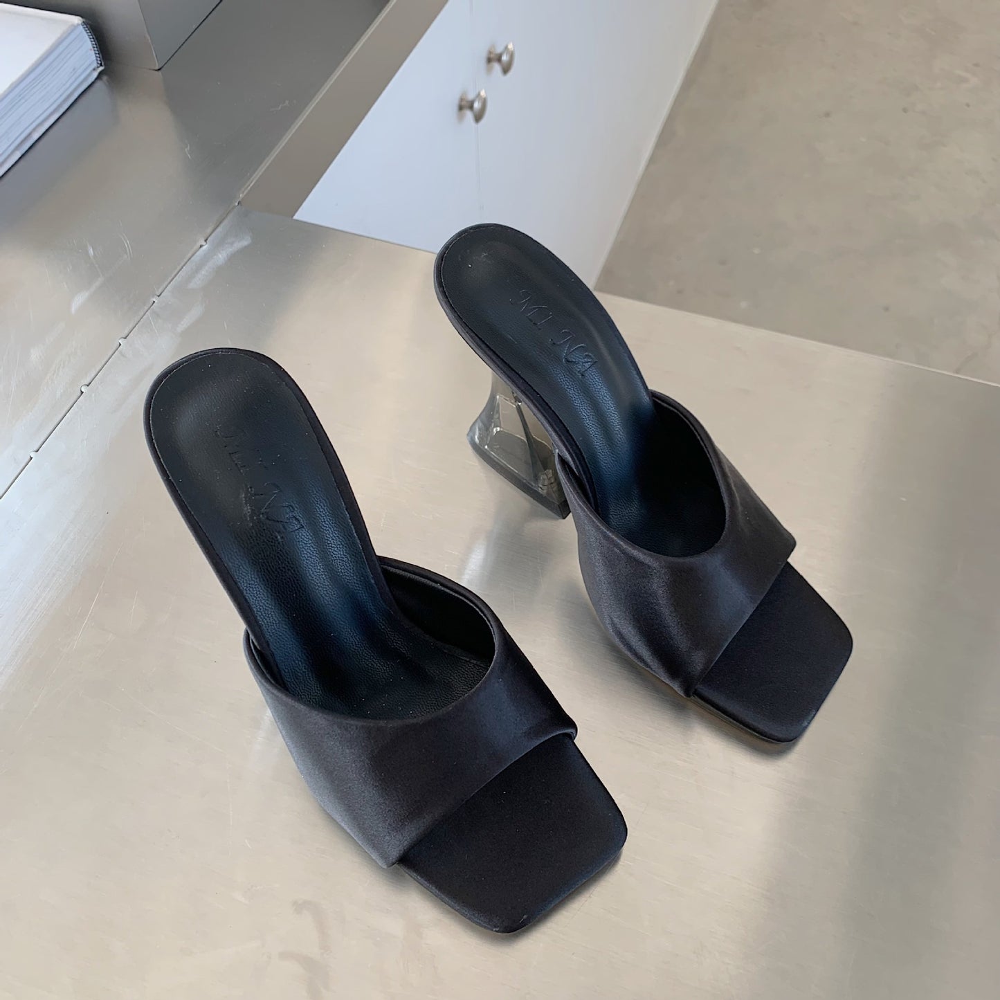 Women's Stylish European And American Style Slippers