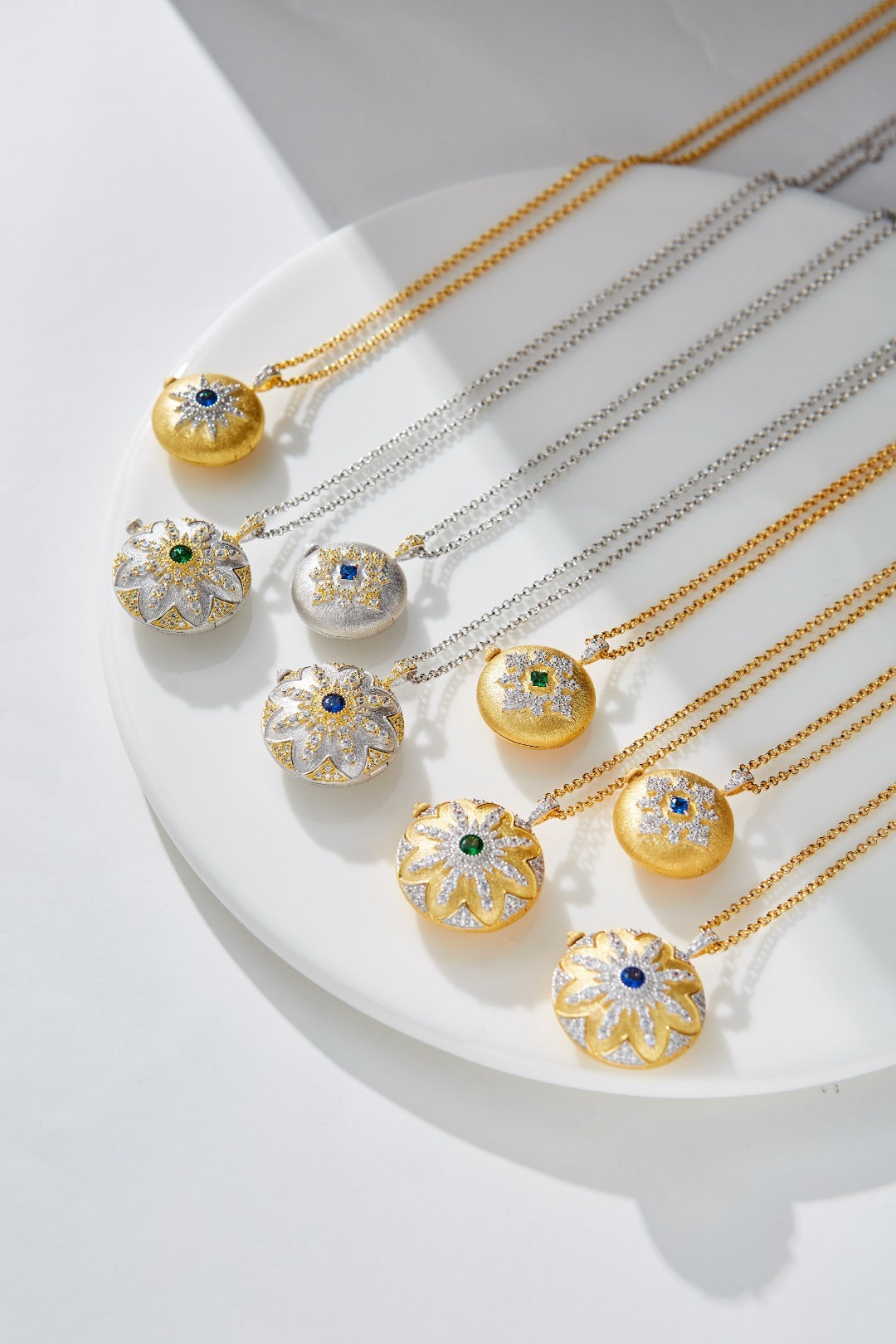 925 Silver Gilt Photo Clip Necklace