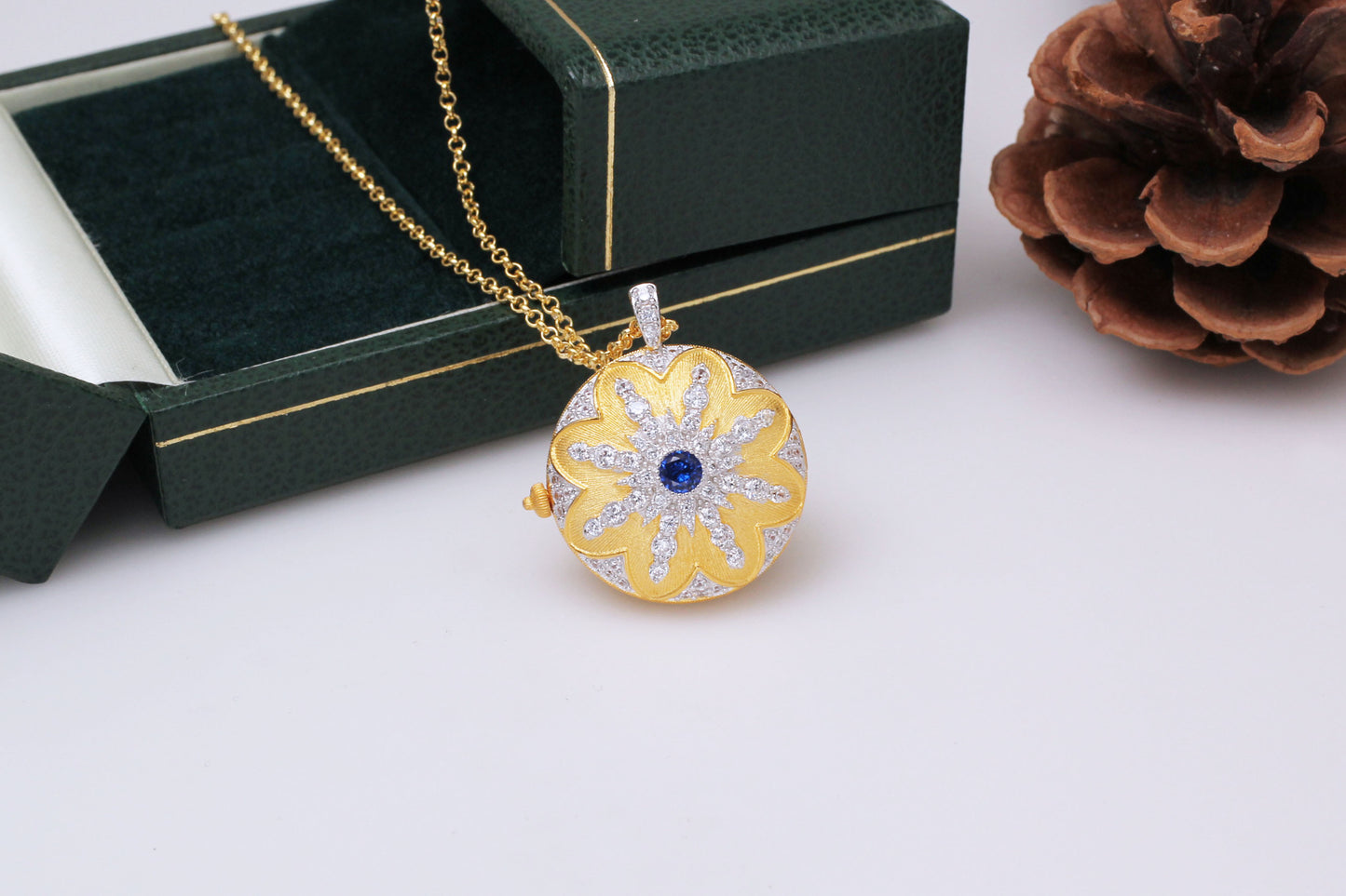 925 Silver Gilt Photo Clip Necklace