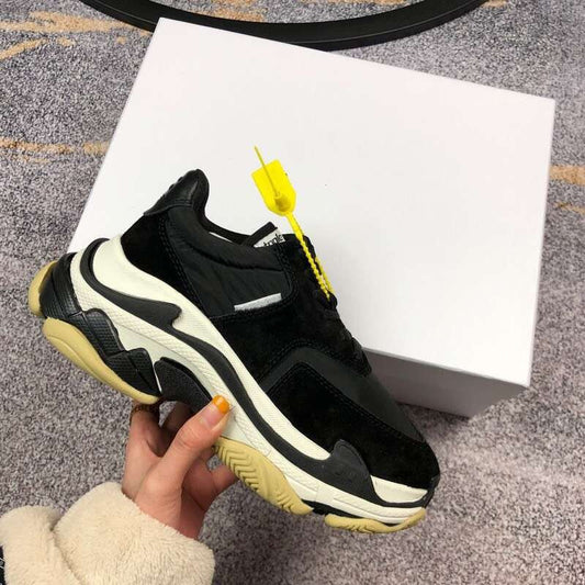 Retro color matching dad shoes