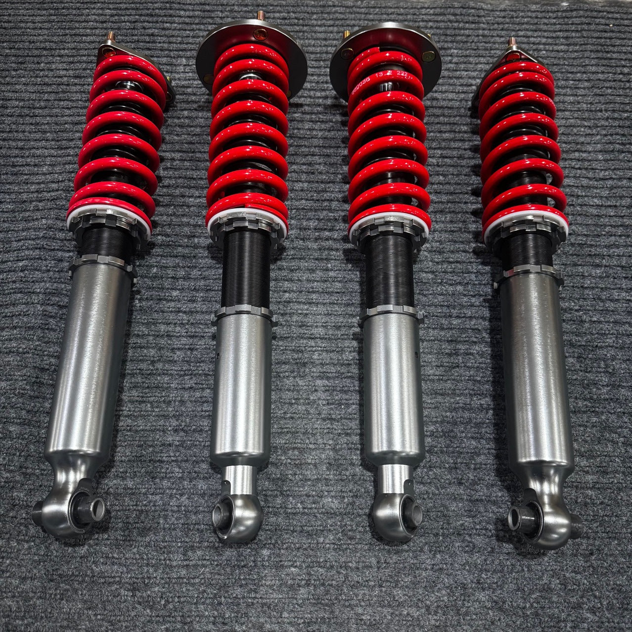 Durable Steel Threaded Automotive Shock Absorbers