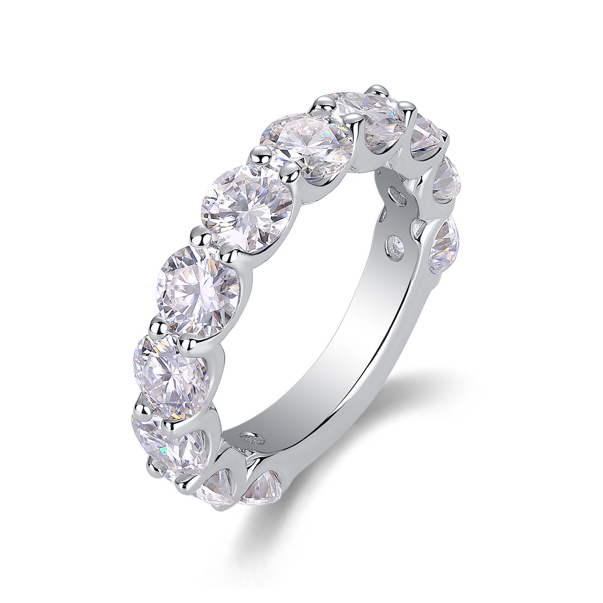 Dazzling Moment - A Wedding Ring Set With Top-quality Round 5.0 Moissanite S925 Silver And Platinum-plated Diamond. The Ring Can Be Inspected With A Diamond Pen