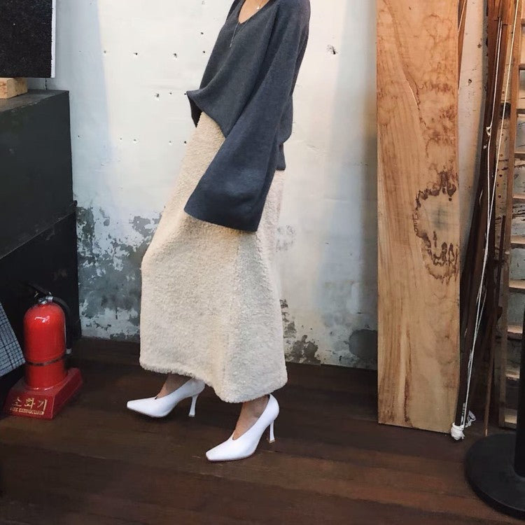 V Mouth Leather White Temperament Square Toe High Heels